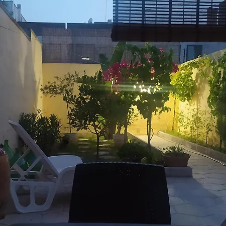 Lägenhet La Casetta Col Cortile